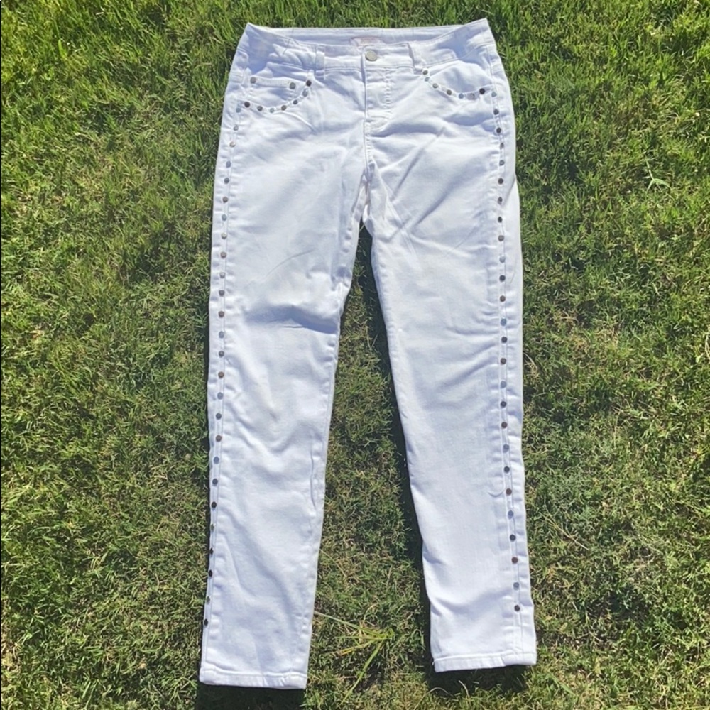White Jeans w/ design on the side